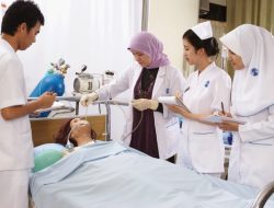 Mengapa Dokter di Klinik Swasta Bisa Praktik di Rumah Sakit Berbeda? Pahami Aturan dan Manfaatnya
